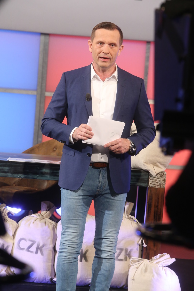 Jaromír Soukup odhaluje smlouvy České televize.