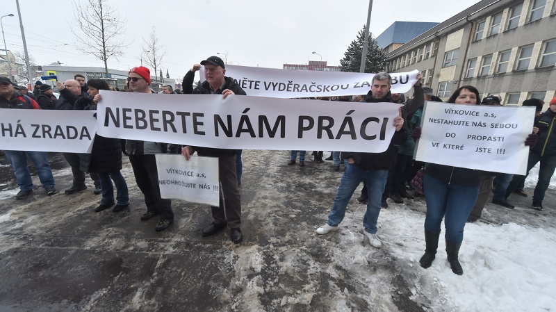 Protest zaměstnanců strojíren ve Vítkovicích.