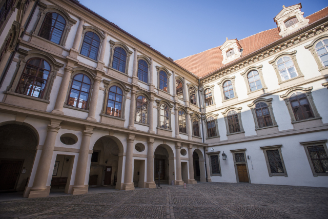 Valdštejnský palác.