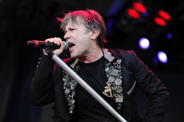 Bruce Dickinson, Iron Maiden.