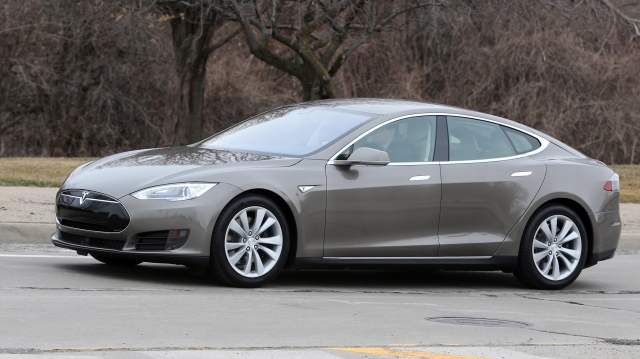 Tesla Model S. 