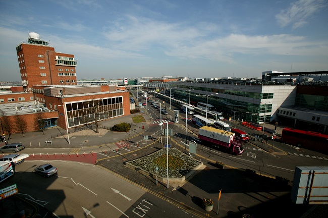 Londýnské letiště Heathrow (ilustrační foto). Londýnské letiště Heathrow (ilustrační foto).