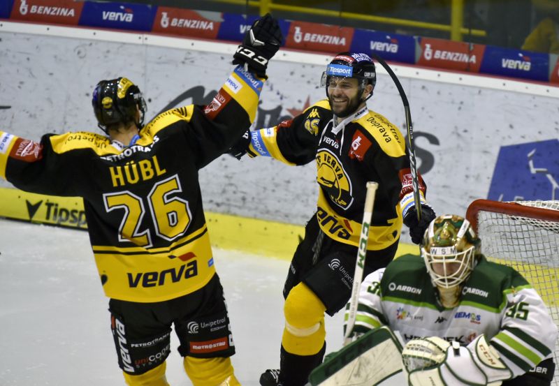 Viktor Hübl dostal trest od disciplinární komise. Viktor Hübl dostal trest od disciplinární komise.