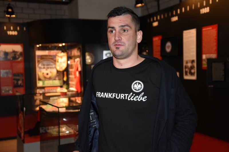 Martin Fenin sklidil za vystoupení v televizním pořadu kritiku.