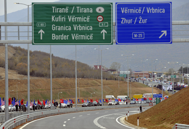 Dálnice mezi Kosovem a Albánií. Dálnice mezi Kosovem a Albánií.