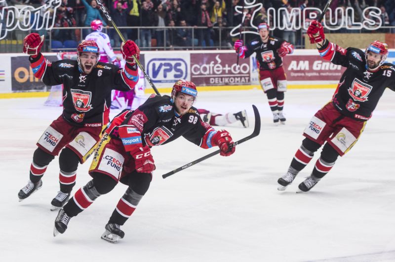 Hradec opět vyhrál v prodloužení a znovu protáhl sérii s Třincem