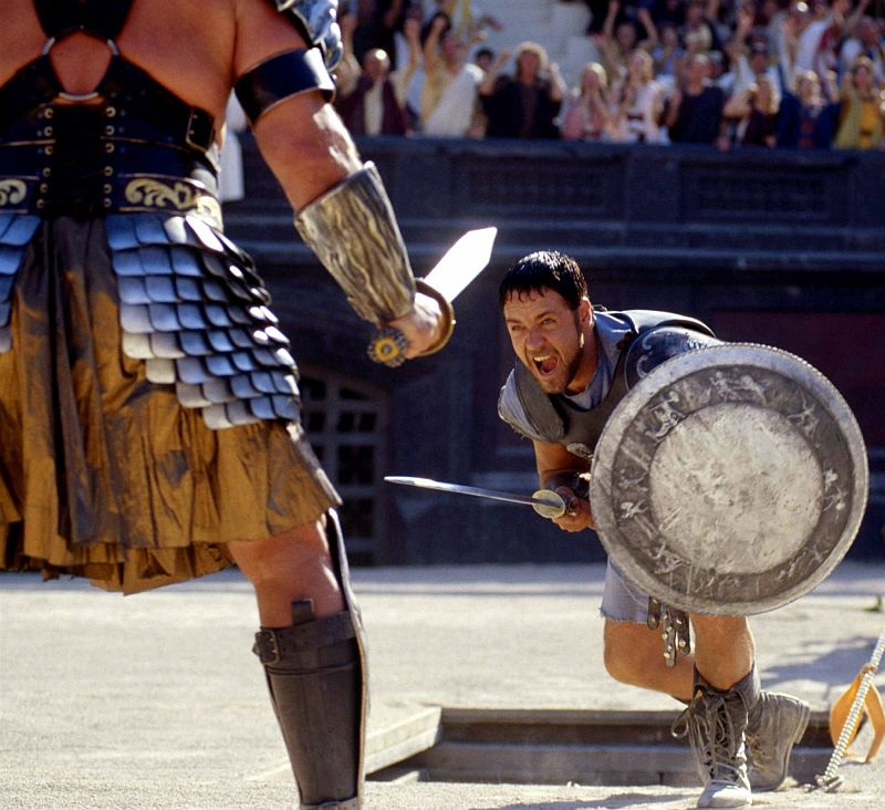 Herec Russel Crowe ve filmu Gladiátor.
