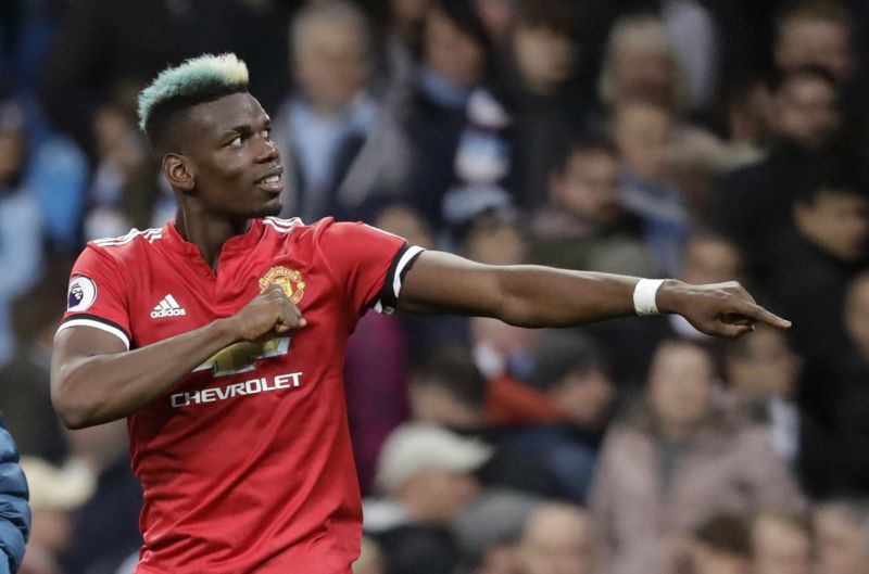 Paul Pogba po brance do sítě City.