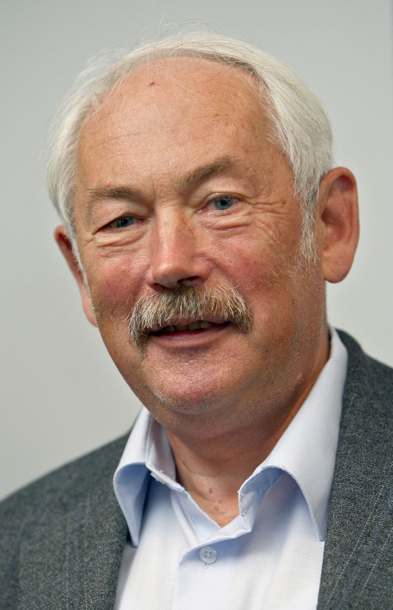  Peter Grünberg.