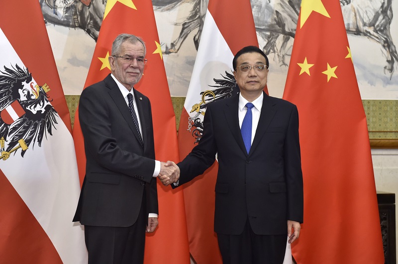 Alexander van der Bellen a Li Keqiang.