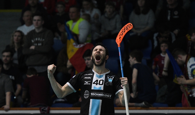 O florbalový titul budou bojovat Mladá Boleslav a Vítkovice. O florbalový titul budou bojovat Mladá Boleslav a Vítkovice.