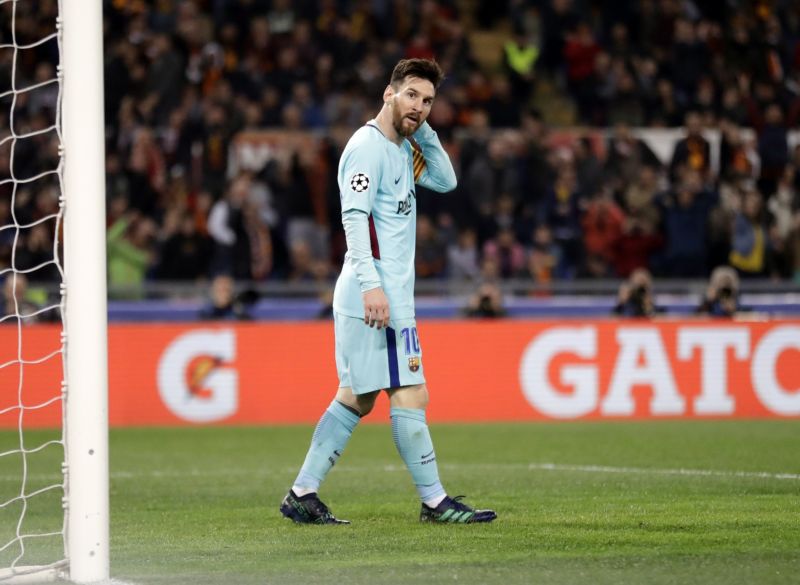 Lionel Messi nemohl uvěřit tomu, co se v Říme s jeho Barcelonou stalo.