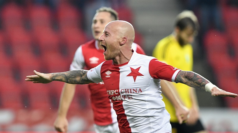 Miroslav Stoch zařídil výhru nad Karvinou dvěma góly. Miroslav Stoch zařídil výhru nad Karvinou dvěma góly.