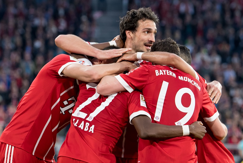 Bayern si s chutí zastřílel, za Leverkusen nasázel hattrick Volland. Bayern si s chutí zastřílel, za Leverkusen nasázel hattrick Volland.