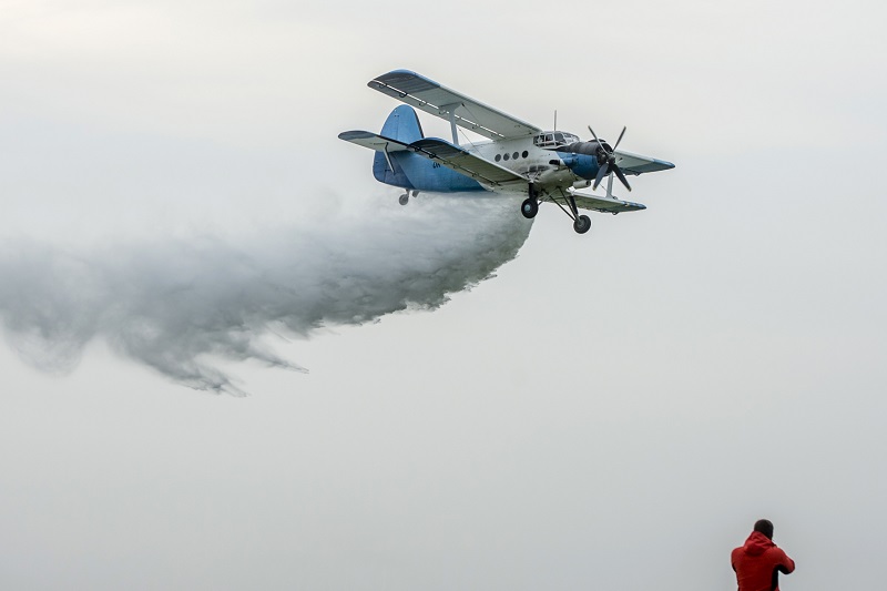 Antonov AN-2 letecké hasičské služby.