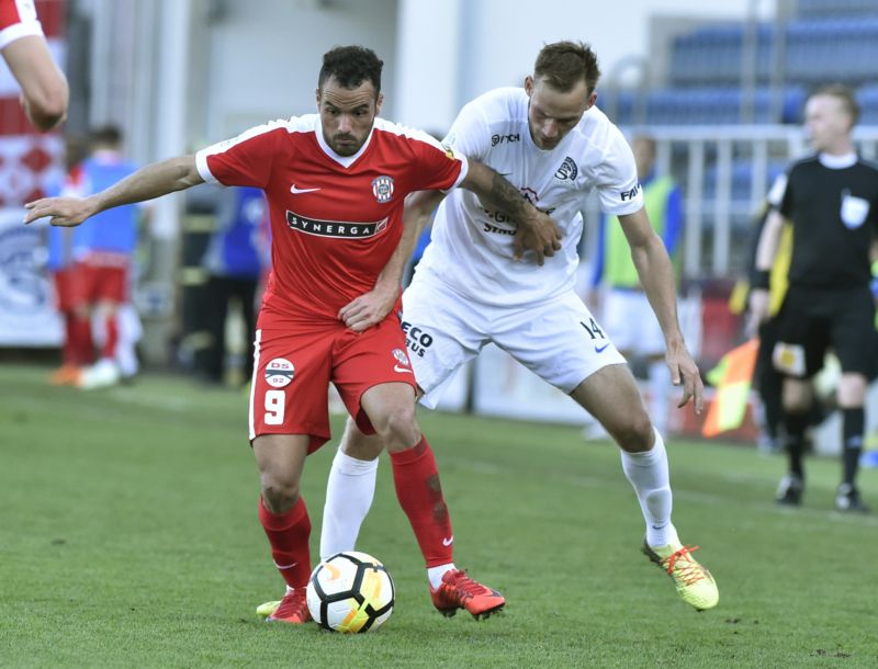 Zbrojovka Brno mělo mít penaltu, gól Karviné neměl platit. Zbrojovka Brno mělo mít penaltu, gól Karviné neměl platit.