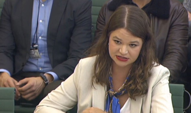 Bývalá ředitelka podnikového rozvoje Cambridge Analytica Brittany Kaiserová. Bývalá ředitelka podnikového rozvoje Cambridge Analytica Brittany Kaiserová.