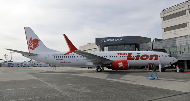 Boeing 737.