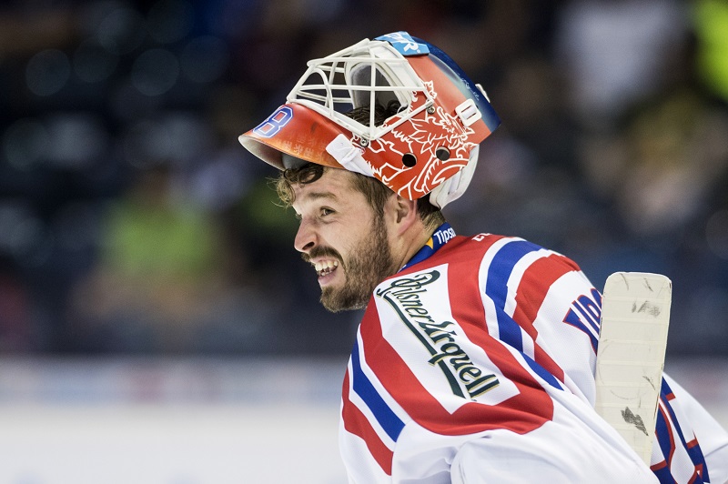 Brankář české reprezentace Dominik Furch.