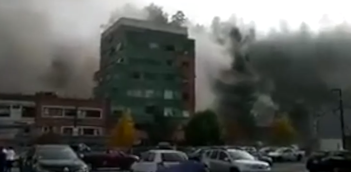 Exploze plynu v nemocnici zabila čtyři lidi, desítky zraněných