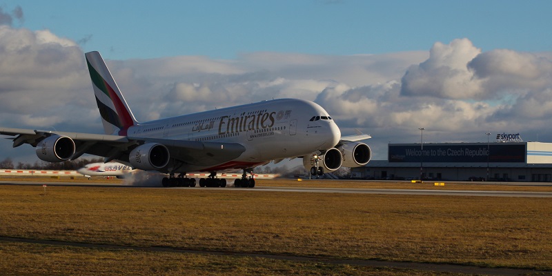 Letadlo společnosti Emirates. Letadlo společnosti Emirates.