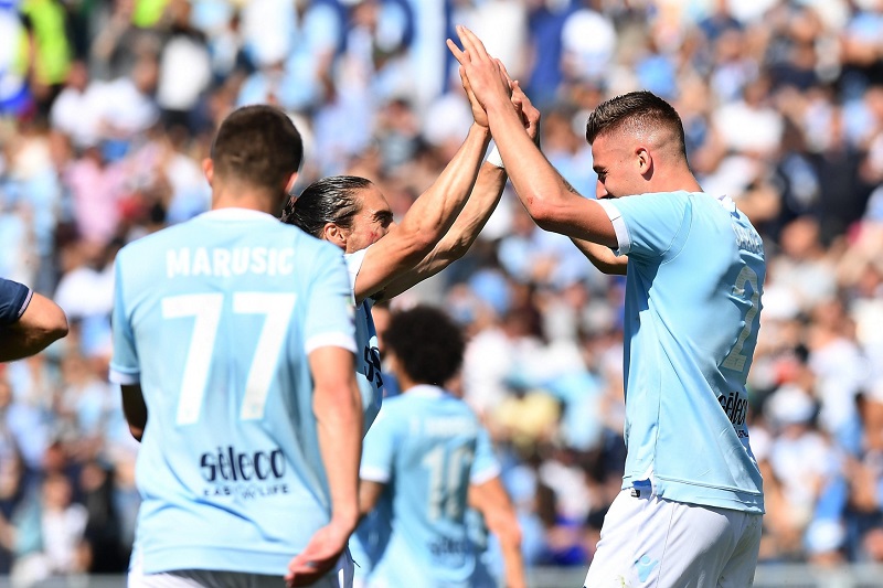 Lazio a Inter vyhrály, Udine prohrálo po jedenácté v řadě. Lazio a Inter vyhrály, Udine prohrálo po jedenácté v řadě.