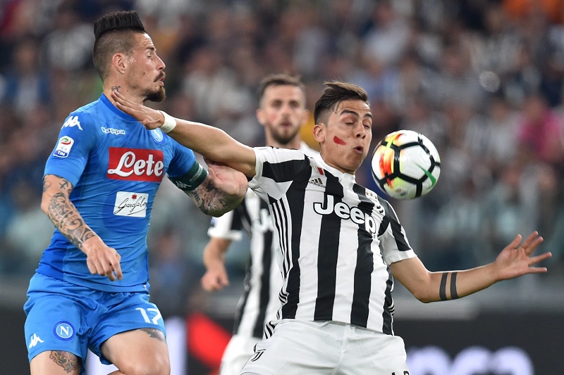 Hráči z italské Serie A bojovali během uplynulého fotbalového víkendu proti násilí na ženách.