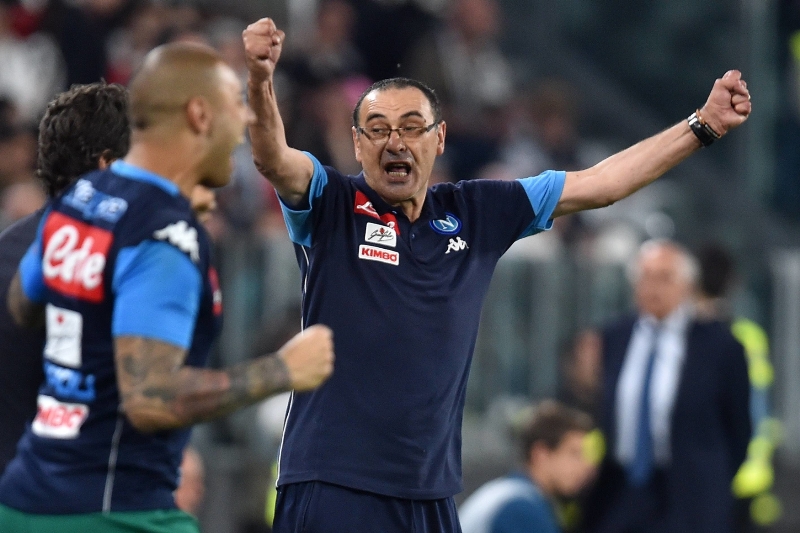Fotbalisté Neapole se přiblížili Juventusu na jediný bod.