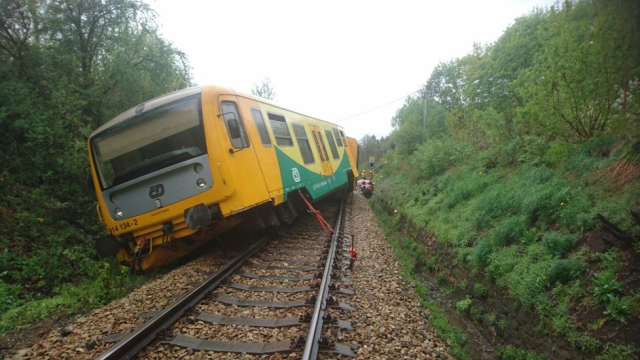Havarovaný vlak v Jincích. 