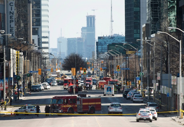 Toronto, místo činu. 