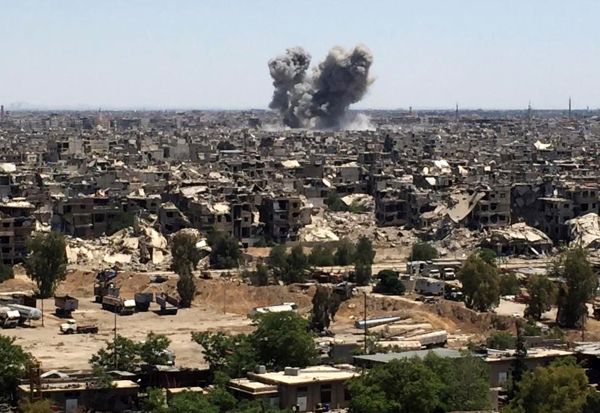 Bombardování Idlib.