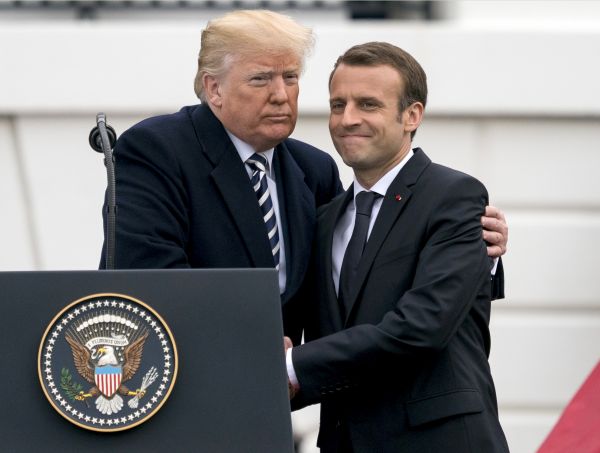 Americký prezident Donald Trump (vlevo) a francouzský prezident Emmanuel Macron.