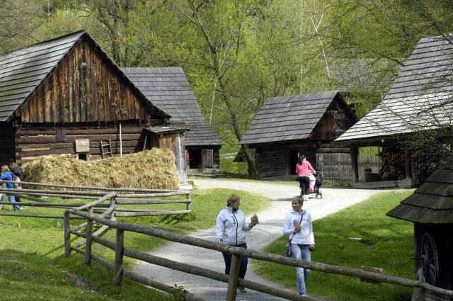 Skanzen v Rožnově pod Radhoštěm.