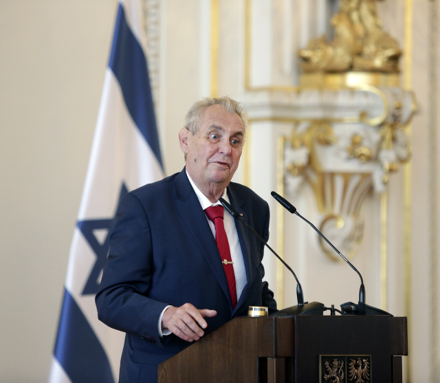 Miloš Zeman. Miloš Zeman.