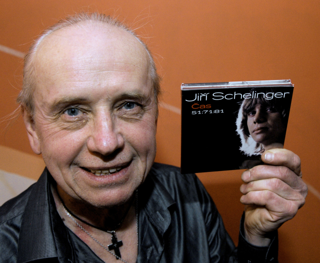 Milan Schellinger. Milan Schellinger.