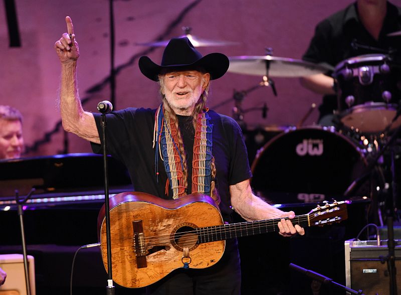 Hudebník Willie Nelson.