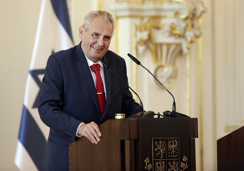Prezidenta Miloše Zemana čeká třídenní oficiální návštěva Polska.