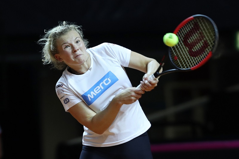 Kateřina Siniaková je první Češkou, jež postoupila na Prague Open do druhého kola.
