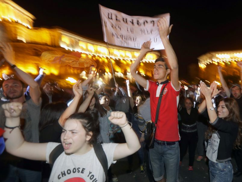 Protesty v Arménii. Protesty v Arménii.