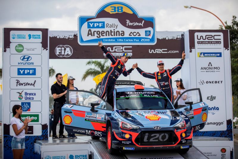 Tým Hyundai Motorsport účast na Rally Argentina ozdobil stupni vítězů.