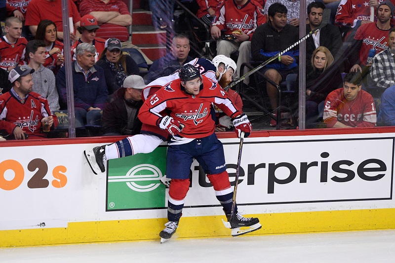 Útočník Tom Wilson vyfasoval třízápasový trest za tvrdý zákrok na Zacha Astona-Reese s Pittsburghu.