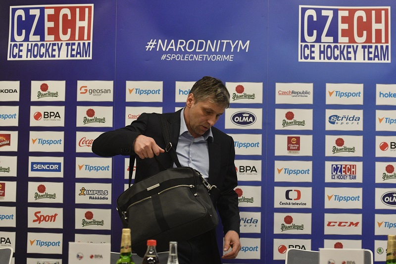 Hokejová reprezentace odletěla do dějiště letošního šampionátu.