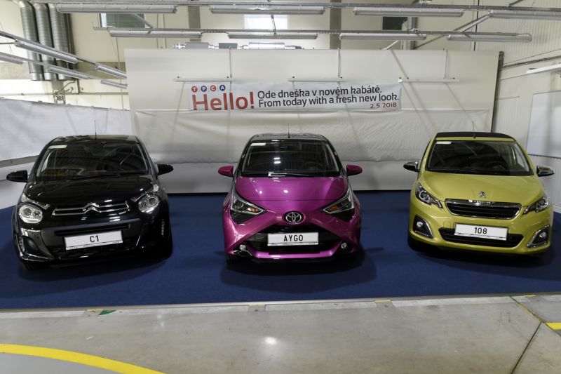 Citroën C1, Toyota Aygo a Peugeot 108 v modernizované verzi.
