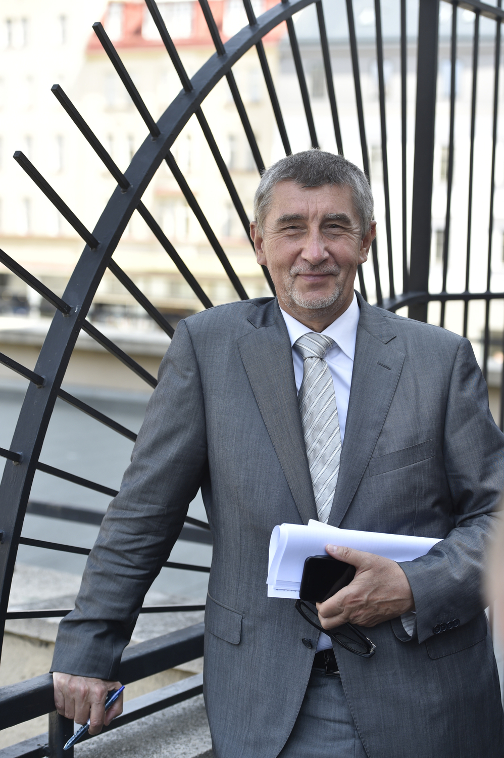 Babiš vyzval taxikáře, ať neblokují dopravu a přijdou na vládu