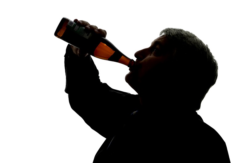 Anonymní alkoholik.