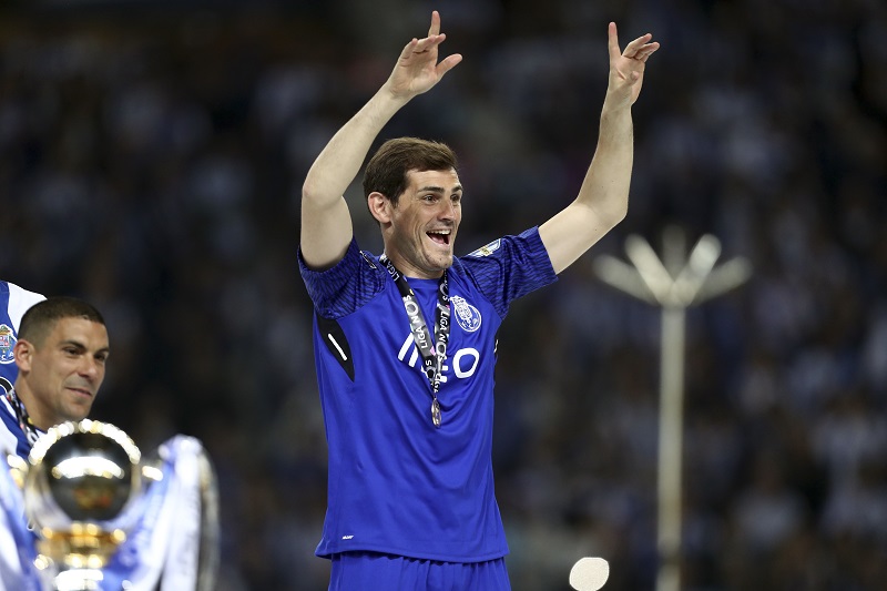 Španělský brankář Iker Casillas stále neplánuje konec kariéry. Rád by pokračoval v portugalském Portu.