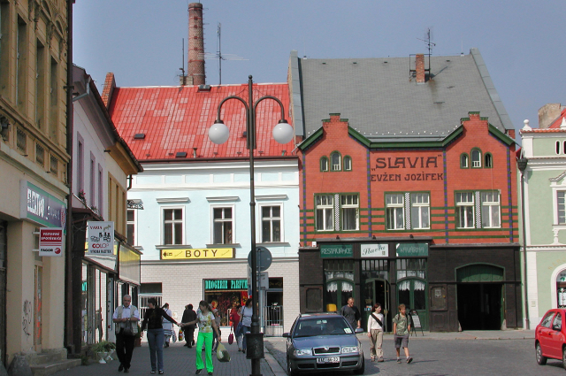 Husovo náměstí v Rakovníku.