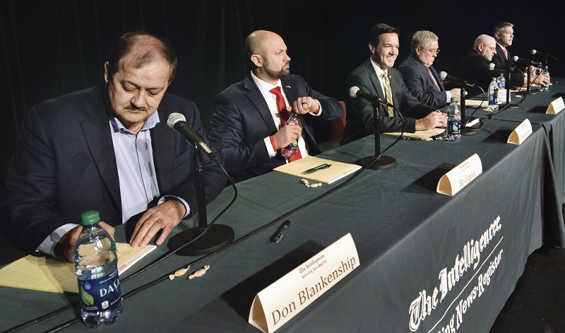 Republikánští kandidáté, z leva, Don Blankenship, Bo Copley, Evan Jenkins, Patrick Morrisey, Jack Newbrough, Tom Willis.