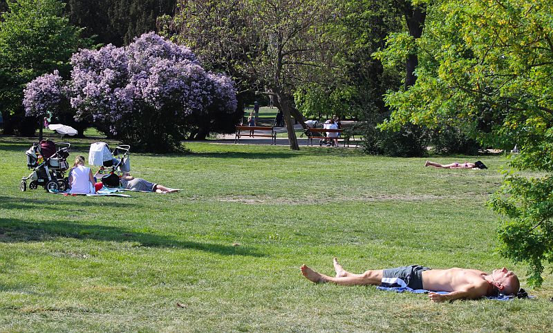 Park Grébovka na pražských Vinohradech láká...