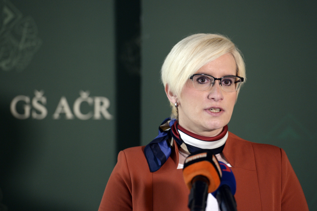 Ministryně obrany v demisi Karla Šlechtová.